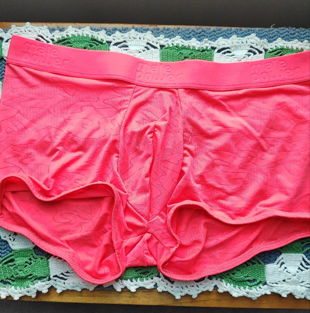 Male Power Vibrant Coral Trunks